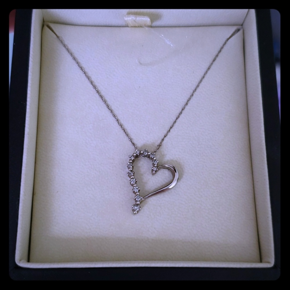 Littman Jewelers diamond necklace